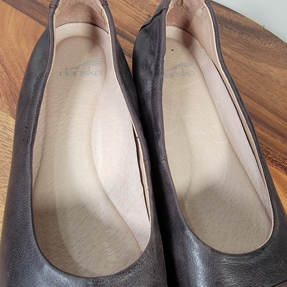Dansko Lisanne Brown Leather Flats Burnished Bronze Toe Cap Size 37 - Picture 14 of 17
